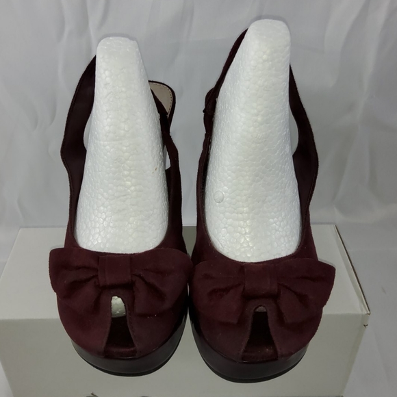 Burgundy 🎀 Velvety slingback wedges with peeptoe - Picture 3 of 9